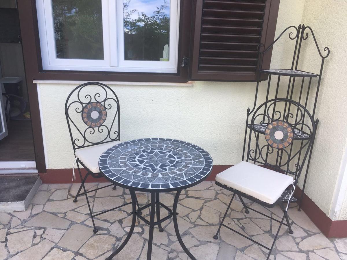 Villa Sarah Klimno Luaran gambar